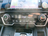 どなたでも簡単に操作可能なオートエアコンです。