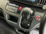 発進時から滑らかに加速する無段階変速のCVTはストップ&ゴーの多い街の中も快適です