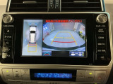 全方位モニターがついています! 車の周囲を360&deg;安全確認できるので、普段の駐車はもちろんの事、縦列駐車や幅寄せの際にも活躍してくれますよ。