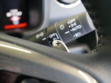 【パドルシフト】 指先のパドルで簡単にシフトチェンジ。手軽にマニュアル車感覚で、スポーティなドライブを楽しむことができます。
