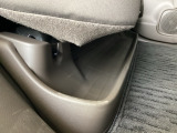 濡れた傘や置き靴などをすっきりしまえる最適なシートトレー
