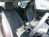 前席の画像です。是非運転席に座っていただき視界等をご確認ください。