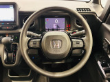 とても握りやすいステアリング!運転手の気持ちがそのまま伝わるかのような反応をしてくれます!!小物入れや各ボタンの配置にこだわり、とても使いやすいです!視認性も良いのでロングドライブもお任せ下さい!