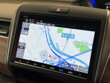 ホンダ独自のインターナビを装備しております!よりリアルタイムの交通渋滞情報を取得できたりとドライブが快適になりますよ♪