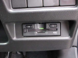 ETCももちろん搭載。いちいち料金所で停車する必要なんて当然ないです。スムーズにストレスなくドライブをお楽しみください。(※支払総額にセットアップ費用は含まれておりません。)
