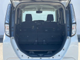 普段のお買い物や通勤、送迎等に十分な荷室スペースを確保しております。セカンドシートを倒すと、大きな荷物の積載も可能です♪