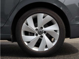 225/45R17タイヤ/7.5Jx17アルミホイール(10スポーク)