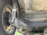 お車を安心してお乗りいただく為には、足回りの定期点検が欠かせません。サービスサポート(有償保証)では無料点検もご提供しており、安心のカーライフをお過ごしいただけるサポート体制が整っています。