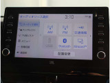 お客様のニーズを想像しながら、『見て』『触って』『体感』が出来るように仕入れ活動を行っております。