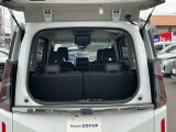 広さと使いやすさを向上させたラゲージスペース。積み下ろしもしやすいお車です!