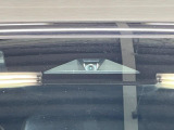 【ホンダセンシング】走行中に前方の車両等を認識し、衝突しそうな時は警報とブレーキで衝突回避と被害軽減をアシスト。より安全にドライブをお楽しみいただけます。