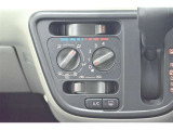 ご不明な点や疑問がございましたらお気軽にスタッフまでお問い合わせ下さいね!車両状態からアフターメンテナンスのことまで何でもどうぞ☆