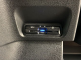 いまや快適なカーライフに欠かせないETCが付いています。