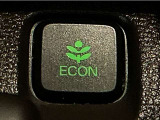 ★ECONスイッチ★ エコドライブを加速しよう!スイッチをONにすると、運転の仕方によるロスを抑え込み燃費をよくするようクルマが頑張ります(*^ー^*)燃費向上にチャレンジ♪