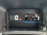 スピードメーターもデジタル式に変わりとても見やすくなりました。