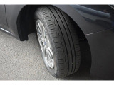 タイヤサイズは205/55R16です