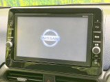 【純正ナビ】人気の純正ナビを装備。オーディオ機能も充実しており、Bluetooth接続すればお持ちのスマホやMP3プレイヤーの音楽を再生可能!毎日の運転がさらに楽しくなります!!