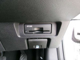 ETC車載器が付いています。ここも、あそこも、、最近はスマートインターチェンジも増えてきましたよね!最初から付いているので、お買い得^^