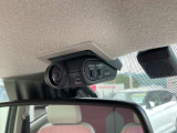 フロント&車室内ドライブレコーダーです
