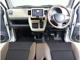 ポップなインテリアのハスラー。オシャレな内装に運転時の気分も上がります♪