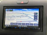 【ナビゲーション】目的地までしっかり案内してくれる使いやすいナビ。Bluetooth接続すればお持ちのスマホやMP3プレイヤーの音楽を再生可能!毎日の運転がさらに楽しくなります!!