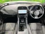 Fペイス S 3.0L P380 4WD 
