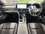 クラウンクロスオーバー 2.5 G レザー パッケージ E-Four 4WD 