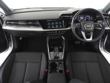 指定工場で車検までご対応可能。6ベイを完備したサービス工場を併設し、快適なAudiライフをサポートします。詳しくは0078-6002-900146中古車スタッフまで