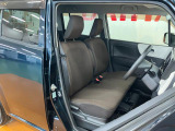 運転席広々
