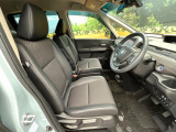 運転席シート廻りは使用感も少なく、良好な状態となっています。丁寧に使われていたことがよくわかりますね。