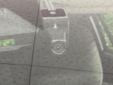 【ドライブレコーダー】ドライブレコーダー装備!走行中はもちろん、あおり運転や事故に遭遇した際、映像で記録し、万一のリスクに備えます。※記録用SDカードはお客様ご自身でご準備いただく必要があります。