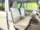運転席シート廻りは使用感も少なく、良好な状態となっています。丁寧に使われていたことがよくわかりますね。