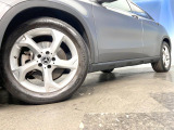 ●純正18インチアルミホイール:輸入車ならではの卓越した走りを支えるホイールと足回りです!日本車の走りに慣れている方にもぜひ体感して頂きたいほど、高いレベルでまとまっています!