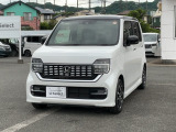 雨の日は中古車は選びにくいですよね。でも当店なら安心です。電話予約を頂ければ屋根下へ移動させて頂きます。雨でもじっくりご検討いただけます。