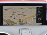 MMIナビゲーションには、オーディオ、Bluetooth機能がついております。