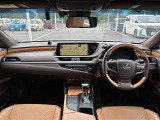 ES 300h バージョンL 本革シート サンルーフ