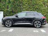 Audi Approved 有明店では、展示車両すべてに第三者査定機関「AIS」の「車両品質査定書」をご準備しております。実写が見れない不安も、査定書があれば安心です。