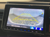 【バックカメラ】リバースにするだけで映ります、後方の安全確認や、狭い駐車場での車庫入れ、雨の日や夜間など視界の悪い時に便利です!安全にバックする為には欠かせない装備です。
