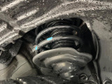 お車を安心してお乗りいただく為には、足回りの定期点検が欠かせません。サービスサポート(有償保証)では無料点検もご提供しており、安心のカーライフをお過ごしいただけるサポート体制が整っています。