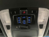 運転席天井部のサテライトスイッチです。