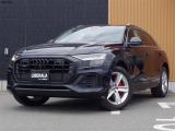 アウディ Q8 55 TFSI クワトロ デビューパッケージ ラグジュアリー 4WD