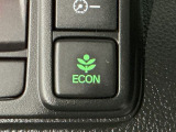 ★ECONスイッチ★ エコドライブを加速しよう!スイッチをONにすると、運転の仕方によるロスを抑え込み燃費をよくするようクルマが頑張ります(*^ー^*)燃費向上にチャレンジ♪
