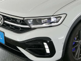 【LEDヘッドランプ】高い視認性を確保しながら、消費電力の少なさと長寿命を実現させた新デザイン、新機能の次世代ヘッドライト。