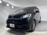 雨の日は中古車は選びにくいですよね。でも当店なら安心です。電話予約を頂ければ屋根下へ移動させて頂きます。雨でもじっくりご検討いただけます。