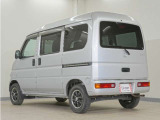 当社では、お客様に安心してお車をお選びいただくため、ご購入前に現車のご確認をお願いしております。