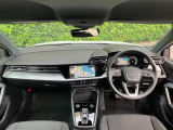 Audiのインテリアはエクステリア同様、優れたデザイン性とクオリティ、そして機能性を兼ね備えております。