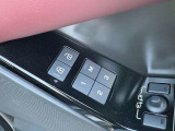 運転席&助手席に3パターンのメモリーが登録可能 運転中やドライブの間の一休みなどお好みのポジションを登録可能です。