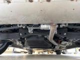 お車を安心してお乗りいただく為には、足回りの定期点検が欠かせません。サービスサポート(有償保証)では無料点検もご提供しており、安心のカーライフをお過ごしいただけるサポート体制が整っています。