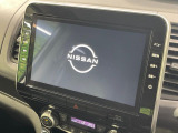 【大画面ナビ】人気の大型10.8インチナビを装備。存在感のある大画面はインパクト大!ナビ利用時のマップ表示は見やすく、テレビやDVDは臨場感がアップ!いつものドライブがグッと楽しくなります♪