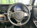 【純正革巻きステアリング】上質な革を使用することで、手にしっかり馴染みとても運転しやすいハンドルです♪